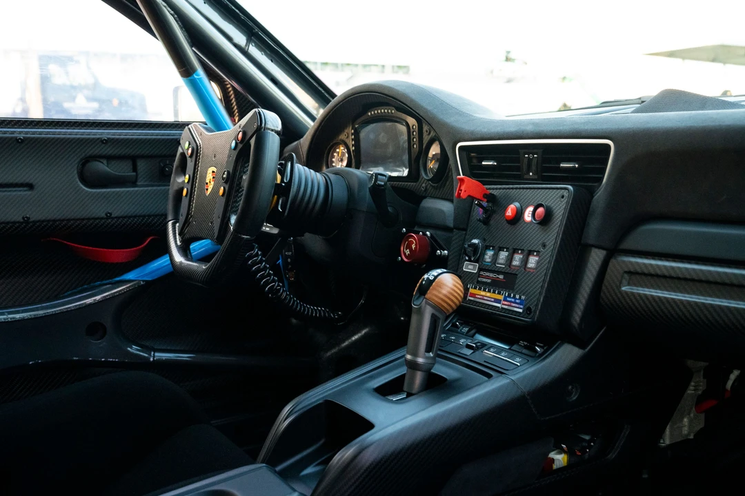 2019 Porsche 934 & 935 - Image 6 of 31