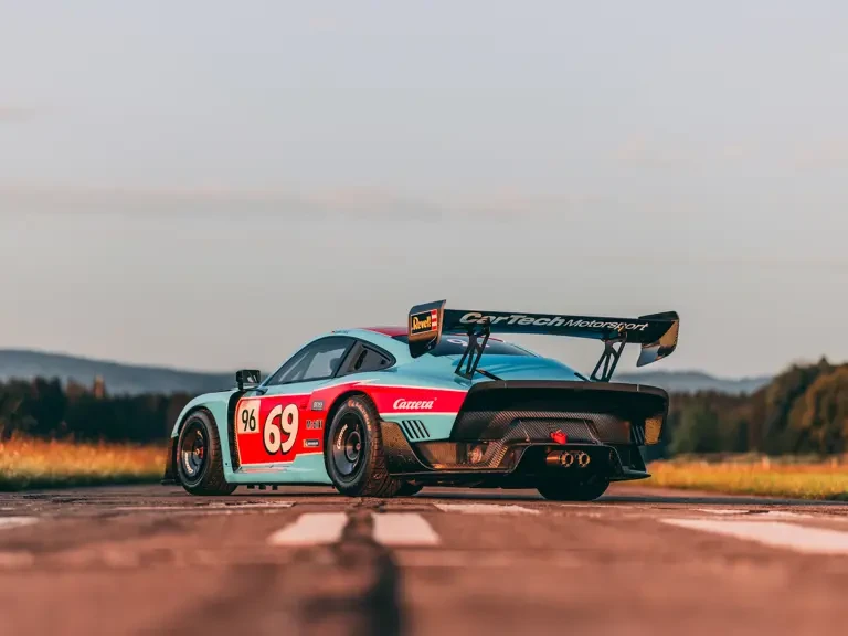 2019 Porsche 934 & 935 - Image 3 of 31