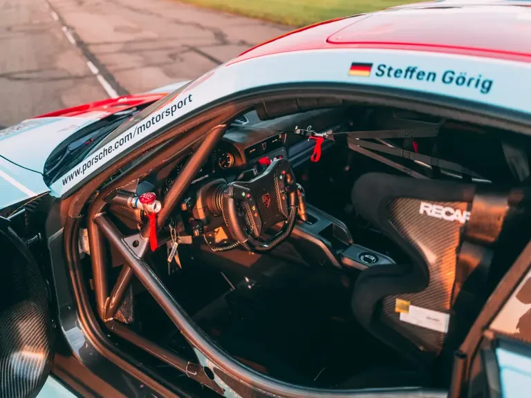 2019 Porsche 934 & 935 - Image 14 of 31