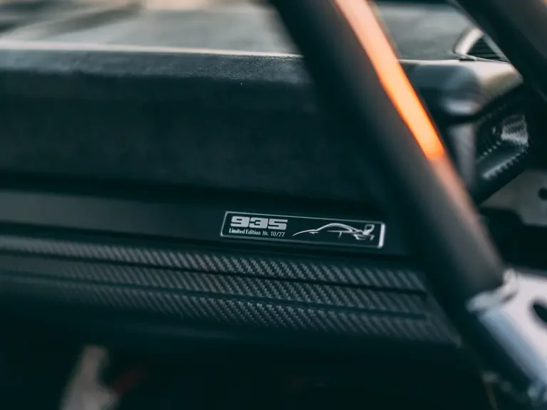 2019 Porsche 934 & 935 - Image 12 of 31