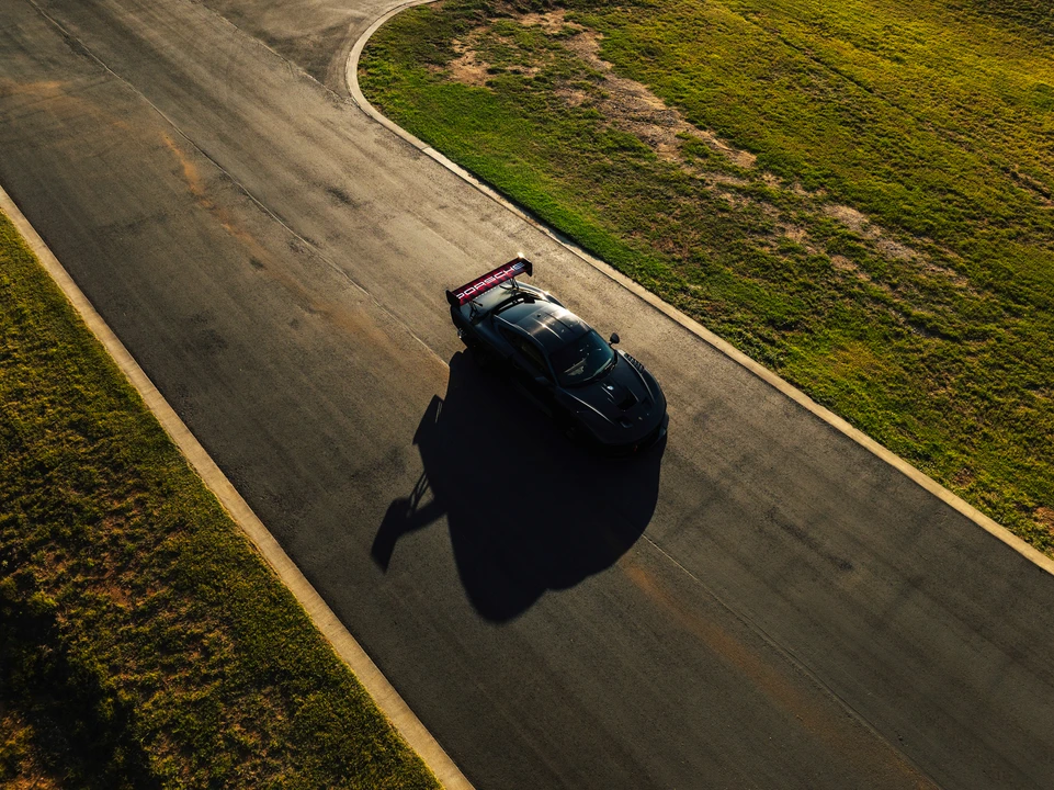 2019 Porsche 934 & 935 - Image 21 of 31