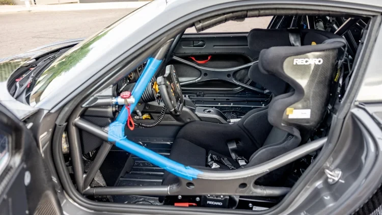 2019 Porsche 934 & 935 - Image 13 of 31