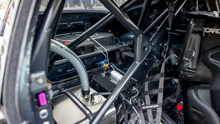2019 Porsche 934 & 935 - Image 21 of 31