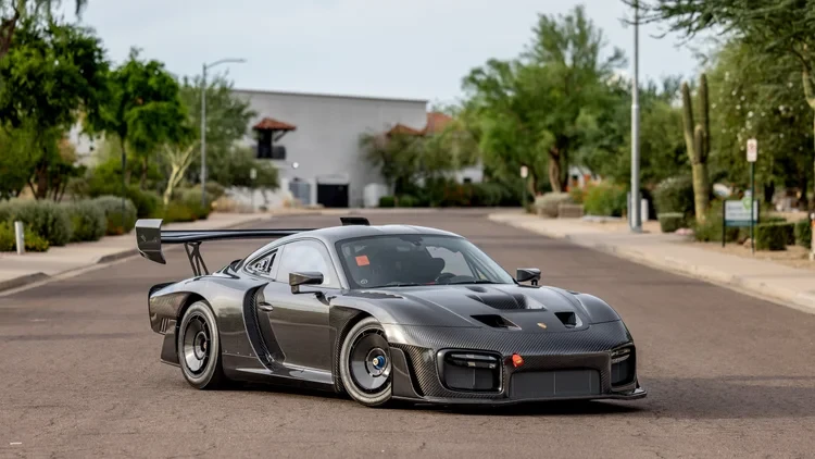 2019 Porsche 934 & 935 - Image 3 of 31