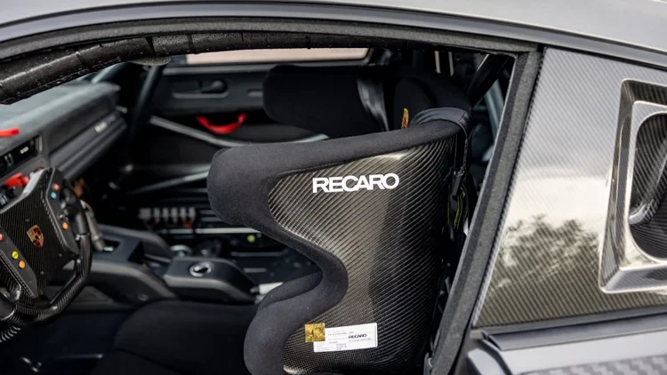 2019 Porsche 934 & 935 - Image 25 of 31