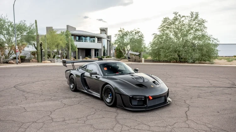 2019 Porsche 934 & 935 - Image 30 of 31