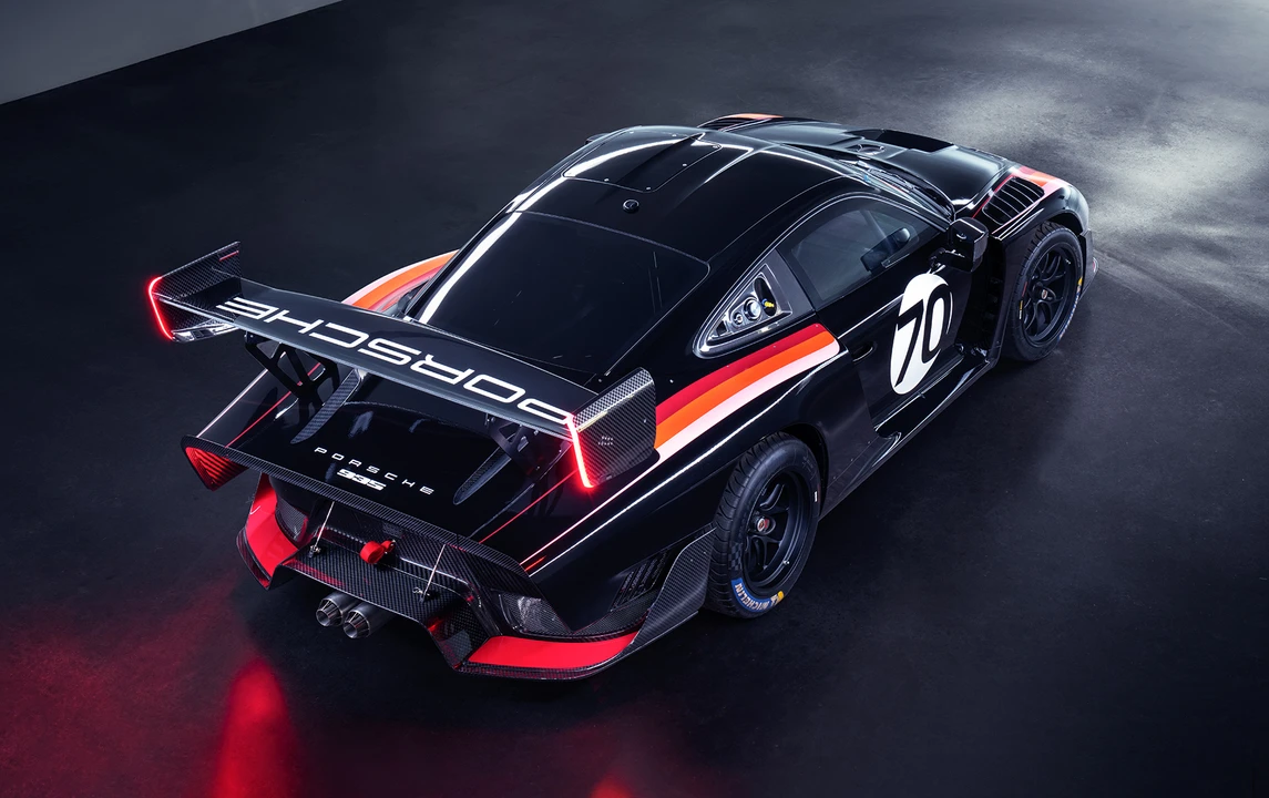 2019 Porsche 934 & 935 - Image 3 of 31