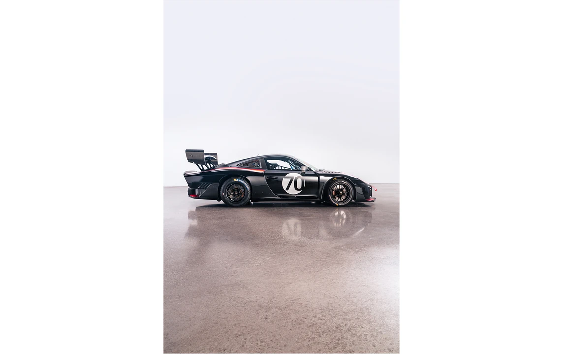 2019 Porsche 934 & 935 - Image 15 of 31