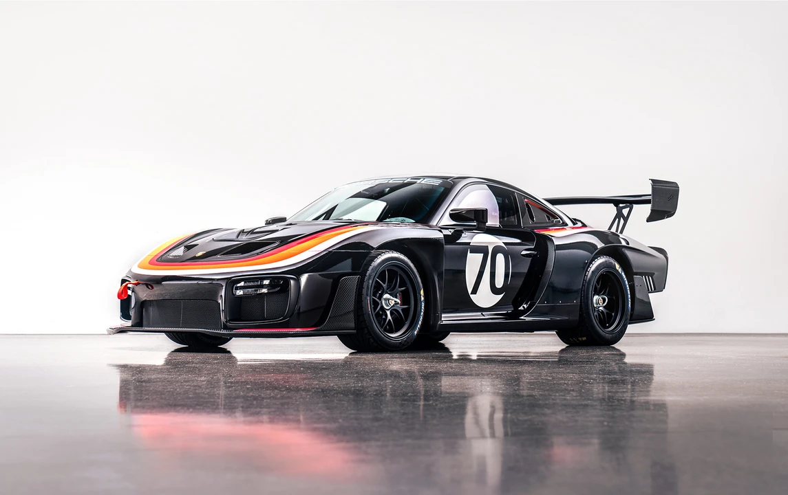 2019 Porsche 934 & 935 - Image 10 of 31