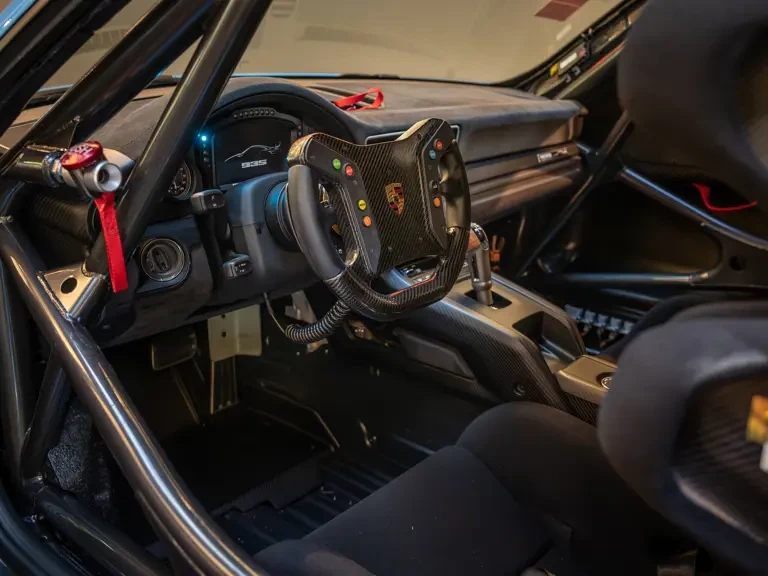 2019 Porsche 934 & 935 - Image 5 of 31