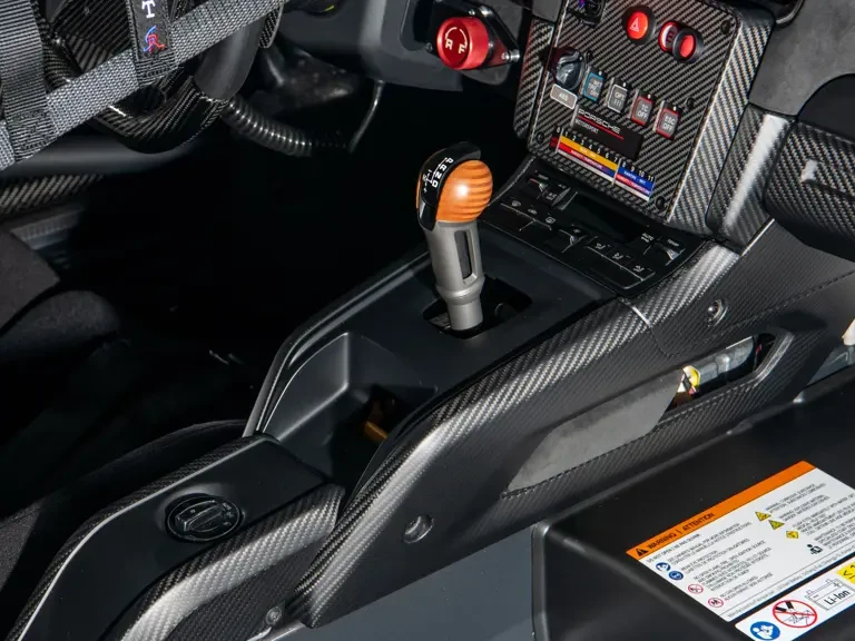 2019 Porsche 934 & 935 - Image 16 of 31