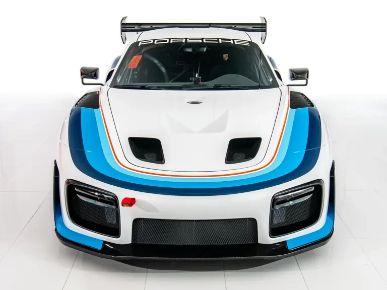 2019 Porsche 934 & 935 - Image 30 of 31