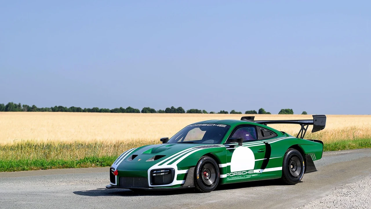 2019 Porsche 934 & 935 - Image 21 of 21