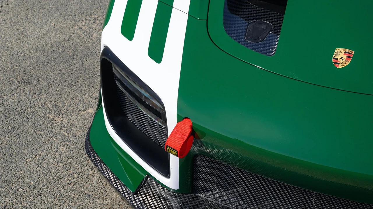 2019 Porsche 934 & 935 - Image 4 of 21