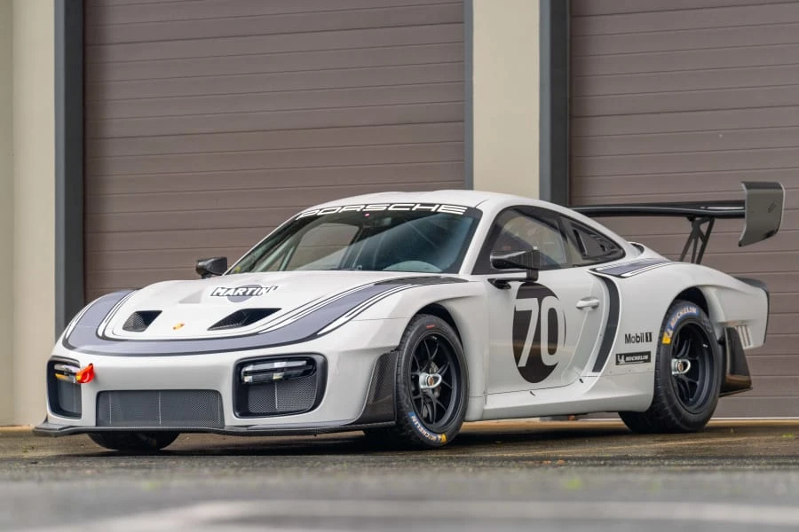 2019 Porsche 934 & 935 - Image 17 of 31