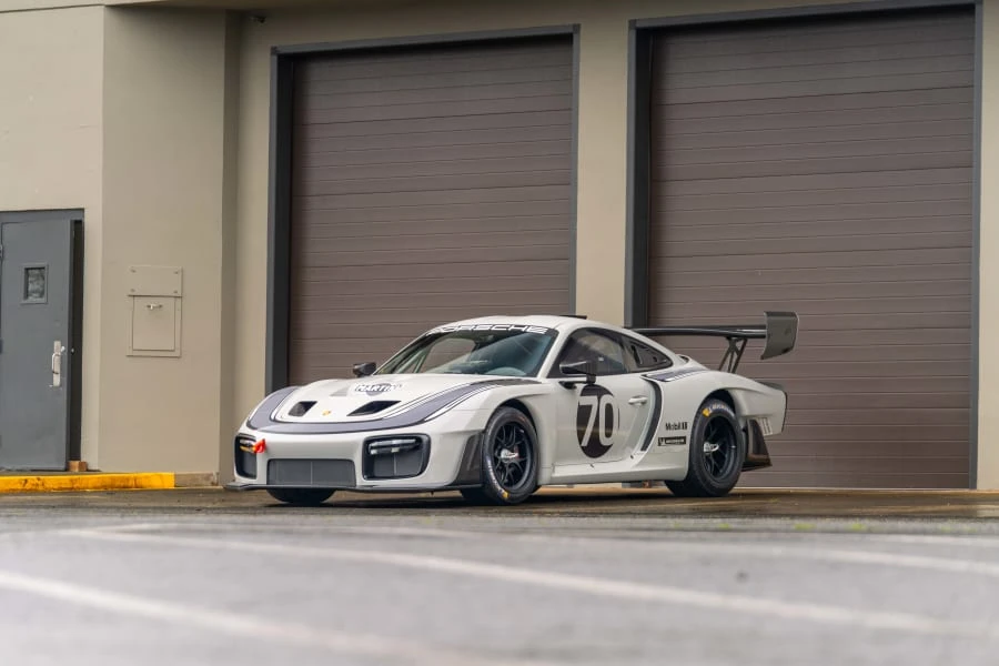 2019 Porsche 934 & 935 - Image 27 of 31