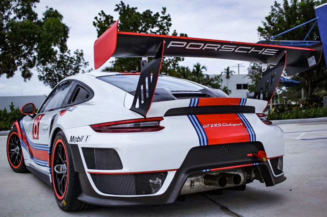 2019 Porsche 991 GT2 RS - Image 4 of 6