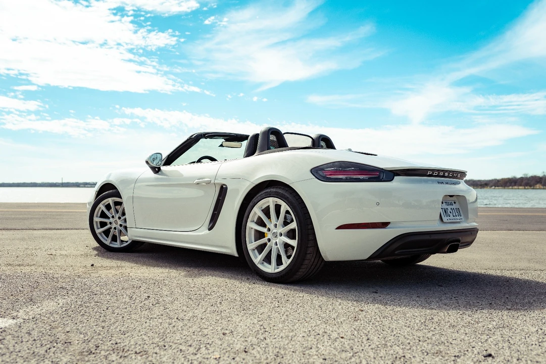 2019 Porsche 718 Boxster - Image 17 of 21