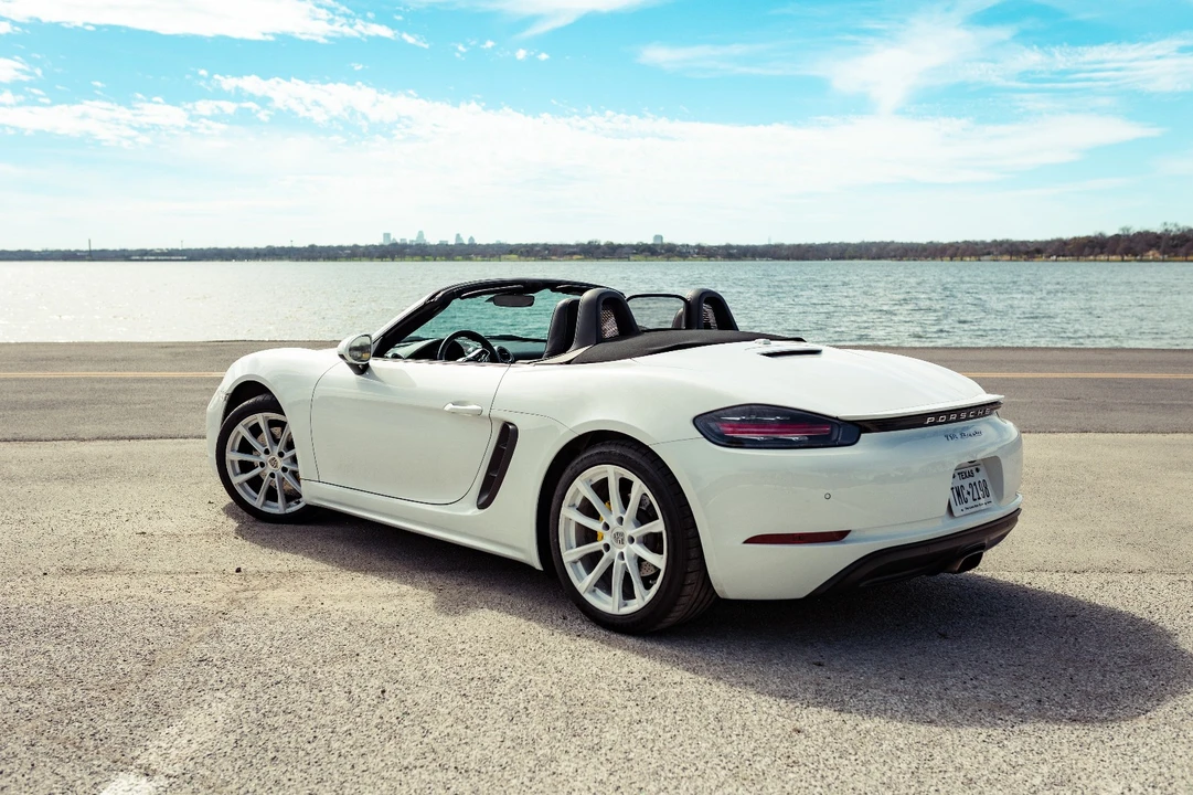 2019 Porsche 718 Boxster - Image 18 of 21