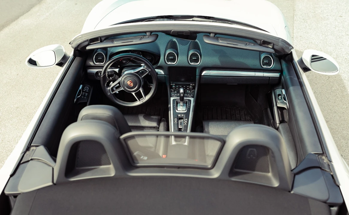 2019 Porsche 718 Boxster - Image 7 of 21