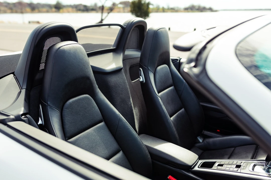 2019 Porsche 718 Boxster - Image 9 of 21