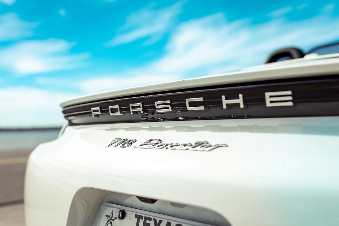 2019 Porsche 718 Boxster - Image 8 of 21