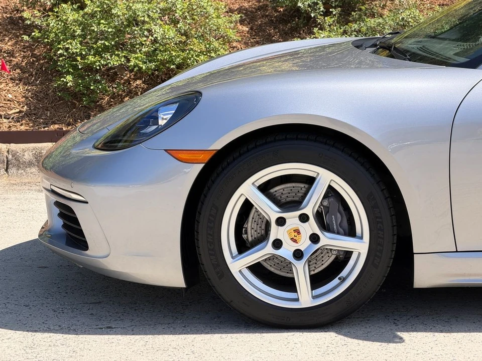 2019 Porsche 718 Boxster - Image 13 of 21