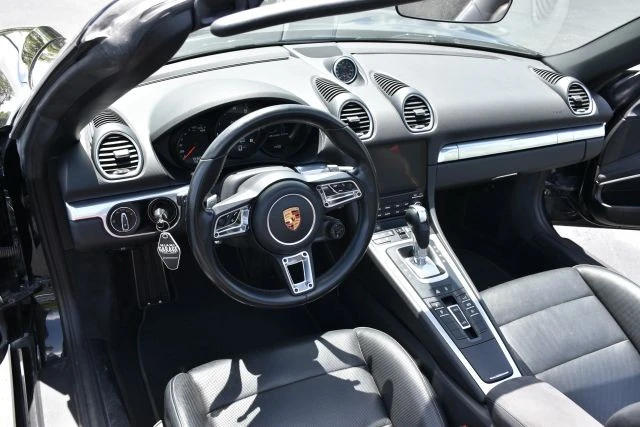 2019 Porsche 718 Boxster GTS - Image 15 of 21