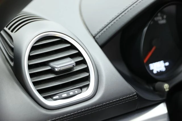 2019 Porsche 718 Boxster GTS - Image 24 of 31