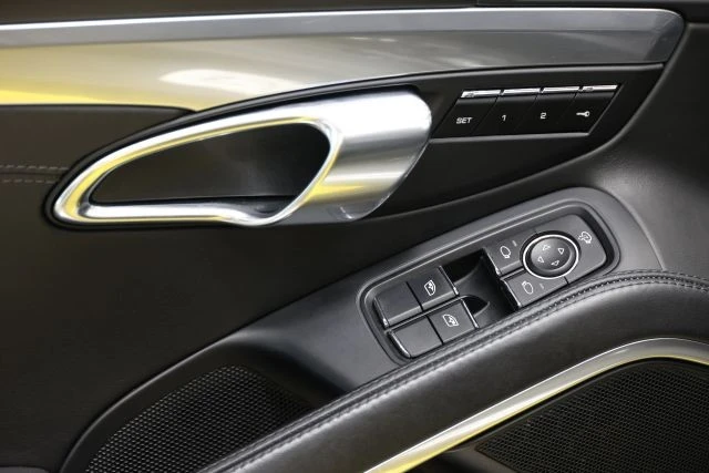 2019 Porsche 718 Boxster GTS - Image 11 of 31