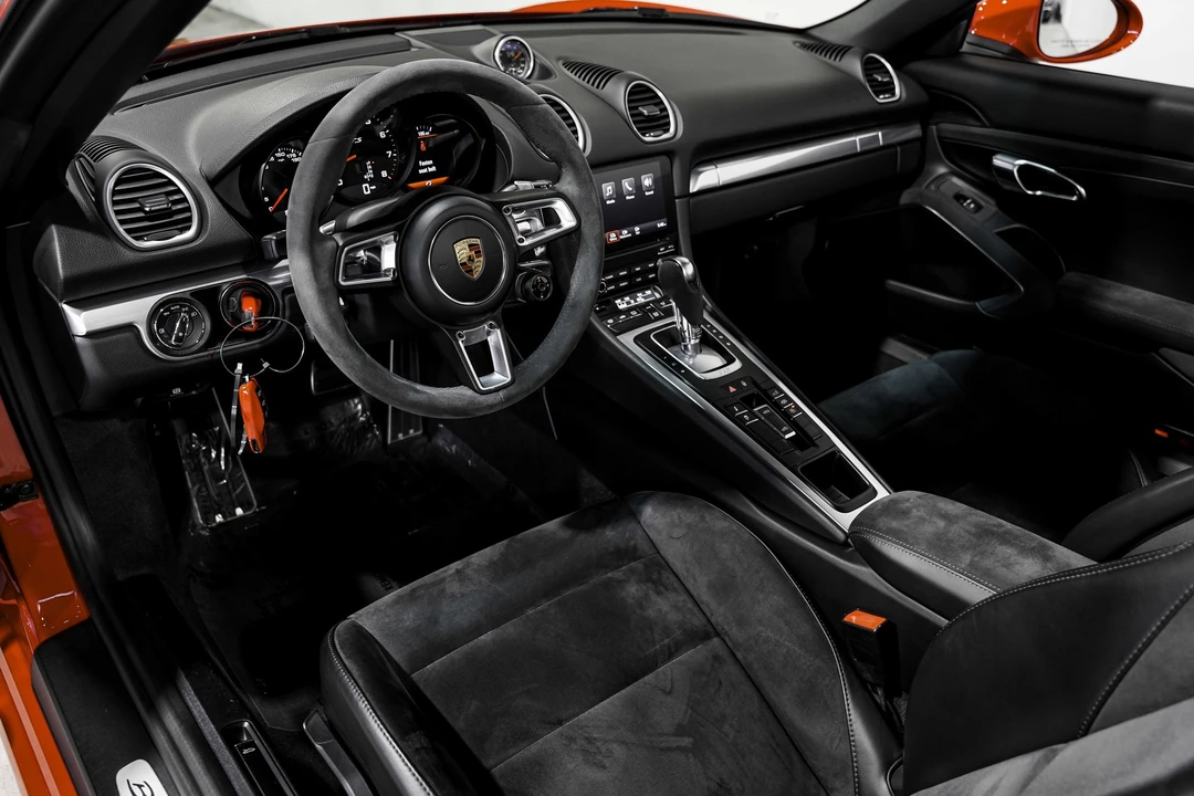 2019 Porsche 718 Boxster GTS - Image 9 of 21
