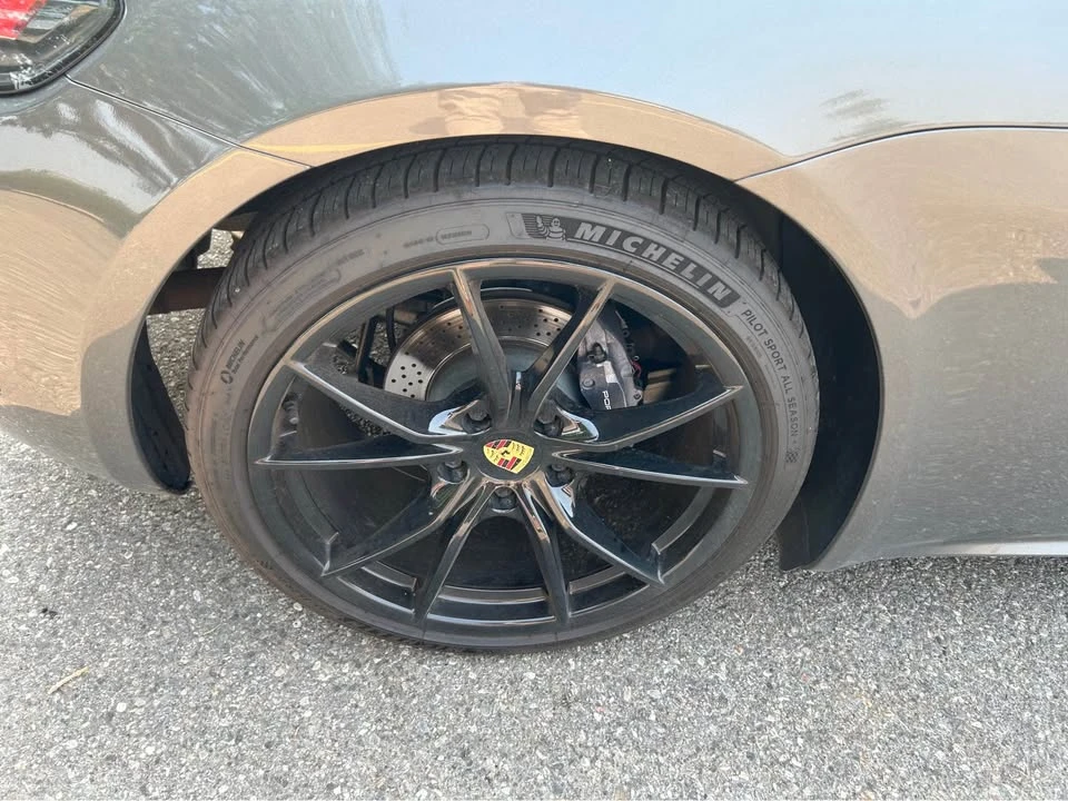 2019 Porsche 718 Boxster S - Image 11 of 17