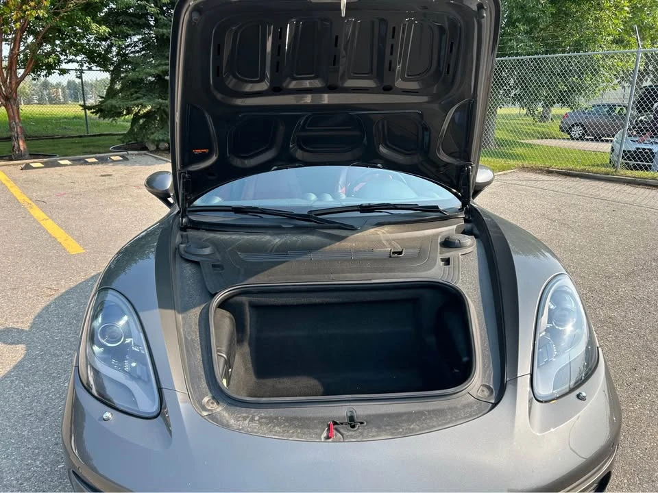 2019 Porsche 718 Boxster S - Image 15 of 17