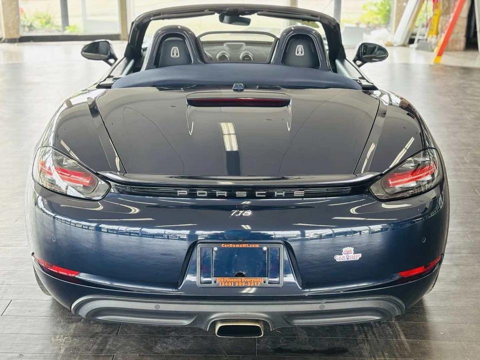 2019 Porsche 718 Boxster - Image 8 of 31