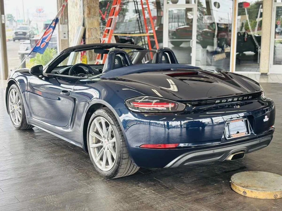 2019 Porsche 718 Boxster - Image 14 of 31