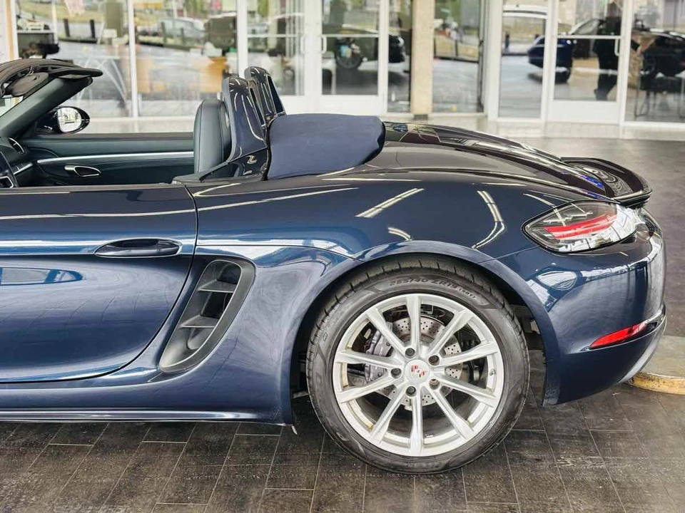 2019 Porsche 718 Boxster - Image 15 of 31
