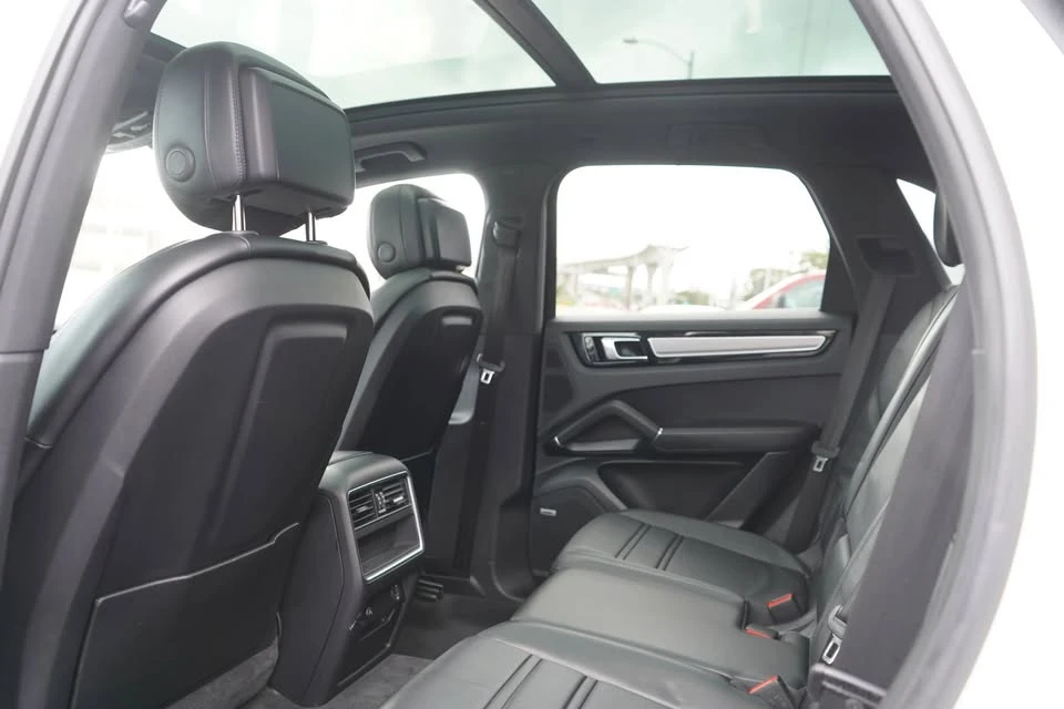 2019 Porsche 9Y0/9Y3 Cayenne - Image 10 of 19
