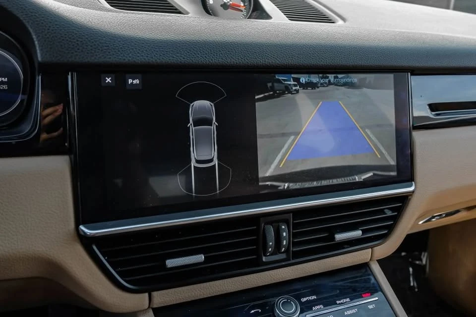 2019 Porsche 9Y0/9Y3 Cayenne - Image 11 of 20