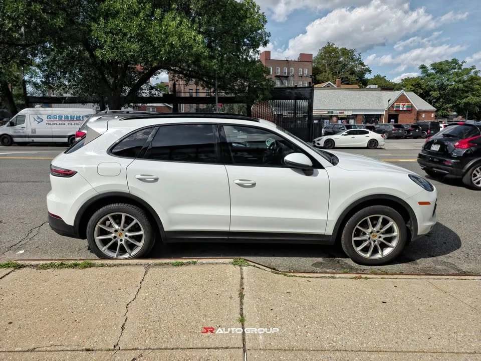 2019 Porsche 9Y0/9Y3 Cayenne - Image 3 of 17