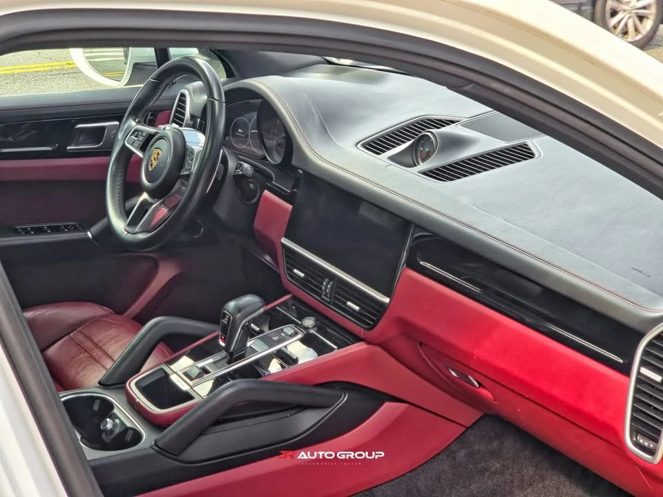 2019 Porsche 9Y0/9Y3 Cayenne - Image 11 of 17