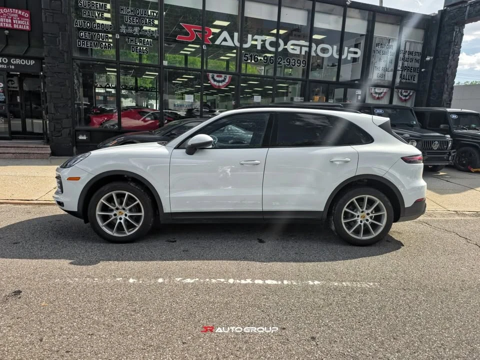 2019 Porsche 9Y0/9Y3 Cayenne - Image 2 of 17