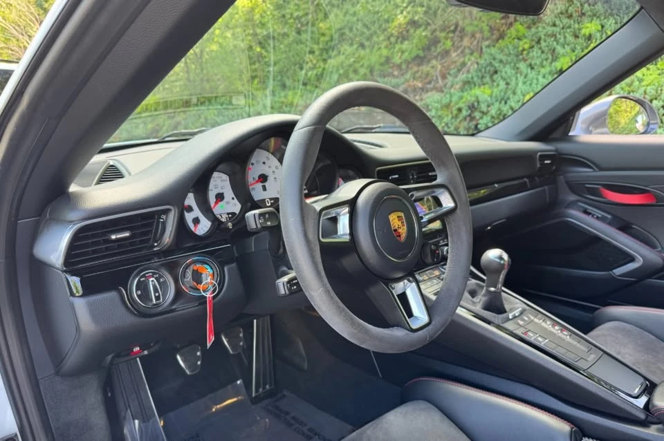 2019 Porsche 991 Carrera T - Image 7 of 12