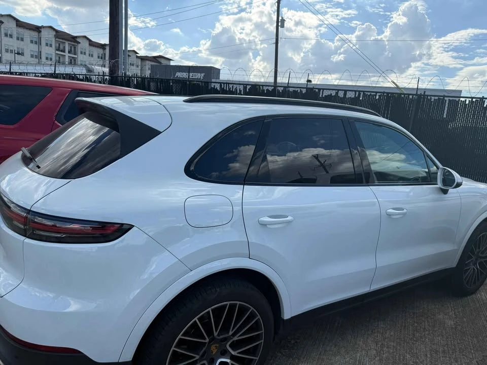 2019 Porsche 9Y0/9Y3 Cayenne - Image 10 of 14