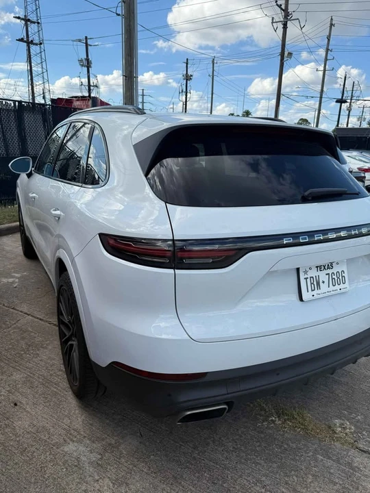 2019 Porsche 9Y0/9Y3 Cayenne - Image 4 of 14