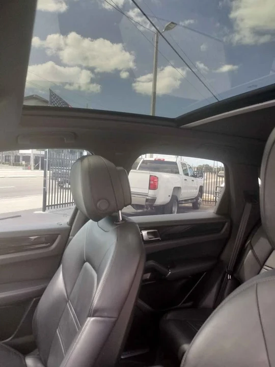 2019 Porsche 9Y0/9Y3 Cayenne - Image 4 of 8