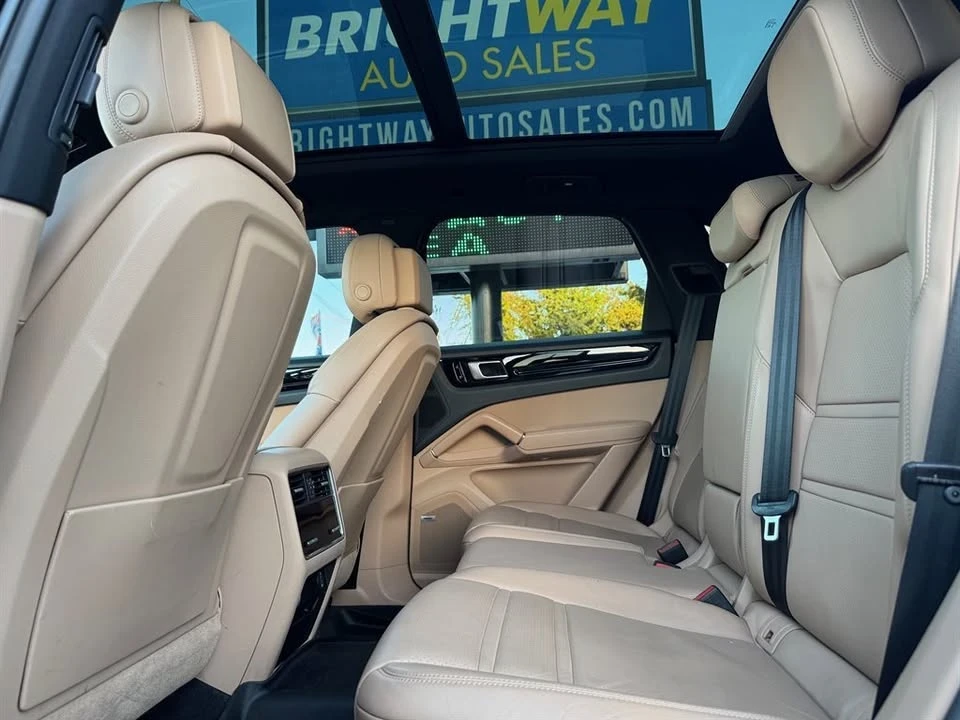 2019 Porsche 9Y0/9Y3 Cayenne - Image 14 of 15