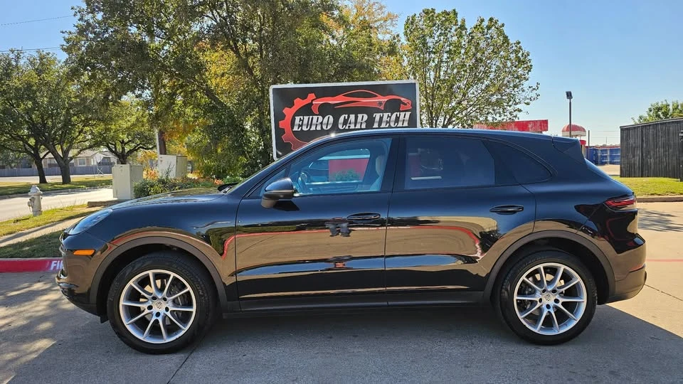 2019 Porsche 9Y0/9Y3 Cayenne - Image 2 of 19