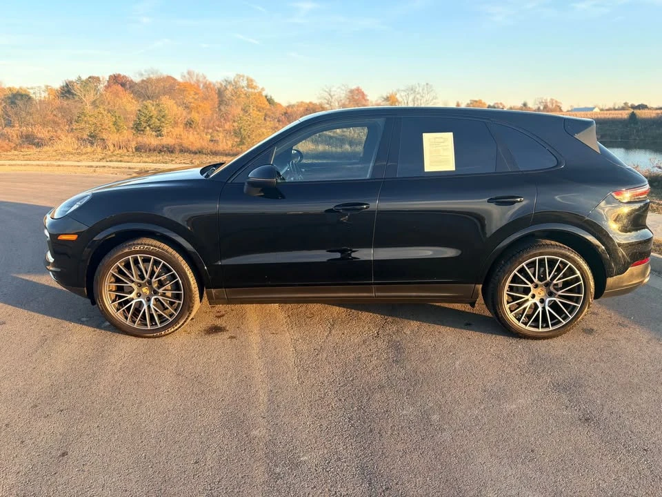 2019 Porsche 9Y0/9Y3 Cayenne - Image 2 of 11