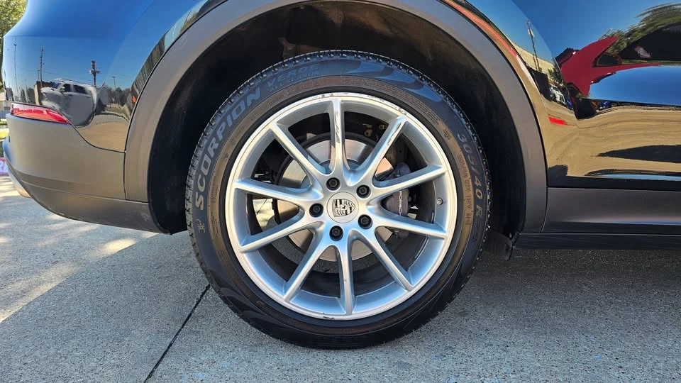 2019 Porsche 9Y0/9Y3 Cayenne - Image 16 of 19
