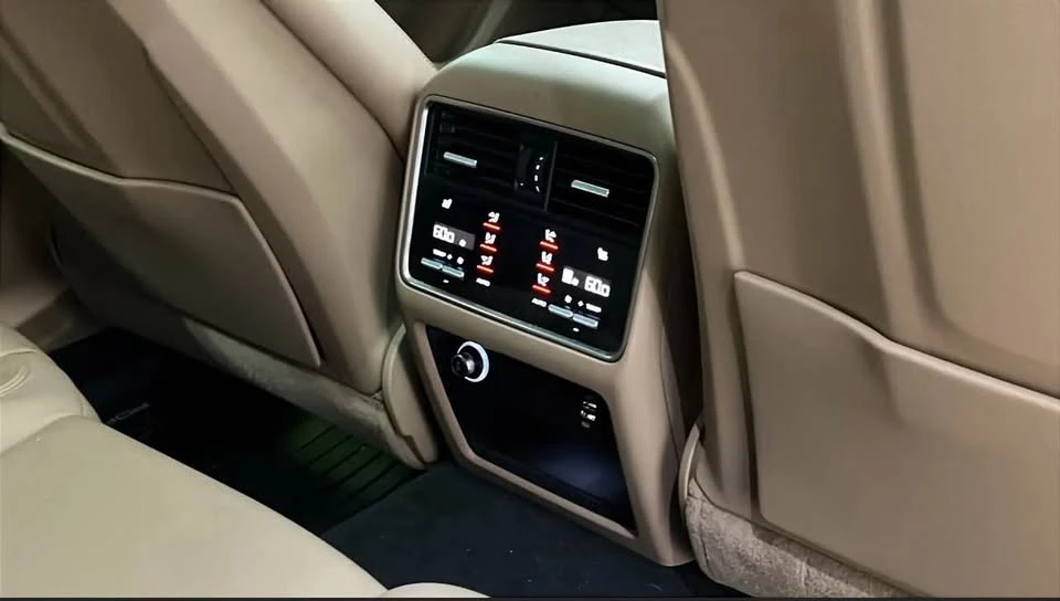 2019 Porsche 9Y0/9Y3 Cayenne - Image 11 of 12